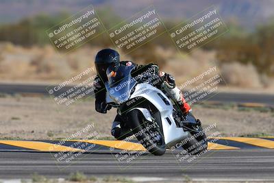 media/Oct-06-2024-Race Pace (Sun) [[d7d39ec7ad]]/6-Turn 5 (840am)/